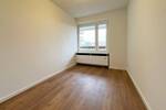 Etagenwohnung Köln Bayenthal - 4 Zimmer, 140 m&sup2;, 2.100&euro; | Angebot:26833510