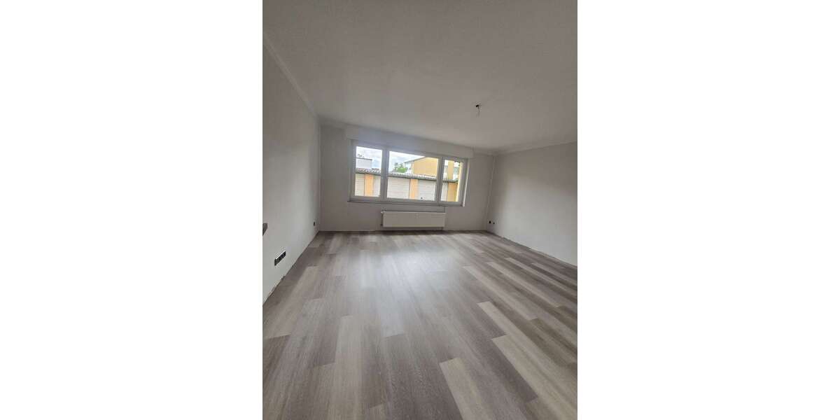 Etagenwohnung Düren - 3 Zimmer, 81 m&sup2;, 199.000&euro; | Angebot:27132208