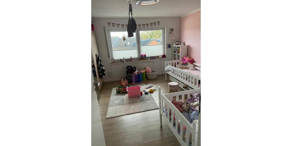 Etagenwohnung Zülpich - 3 Zimmer, 100 m&sup2;, 800&euro; | Angebot:25253840