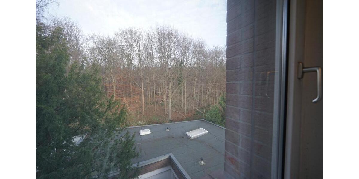 Dachgeschoßwohnung Köln Kalk - 3 Zimmer, 90 m&sup2;, 1.200&euro; | Angebot:25310069