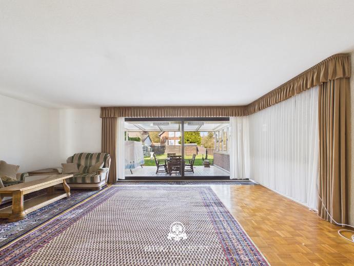 Etagenwohnung Erftstadt - 4 Zimmer, 153 m&sup2;, 1.600&euro; | Angebot:25500382