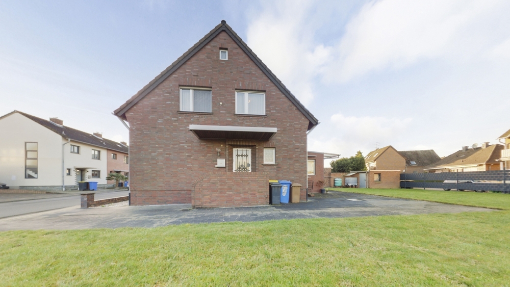 Charmantes Einfamilienhaus mit Potenzial und großzügiger Grundstücksfläche in Gymnich - Einfamilienhaus Erftstadt | Angebot:24509866