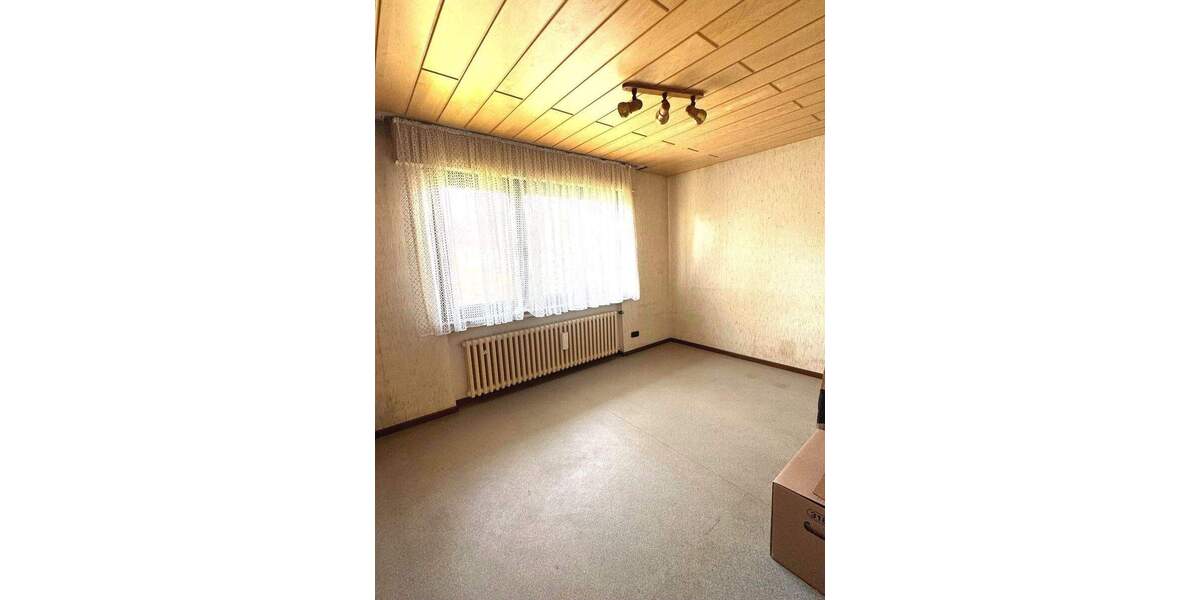 Einfamilienhaus Niederkassel - 6 Zimmer, 200 m&sup2;, 490.000&euro; | Angebot:25663636