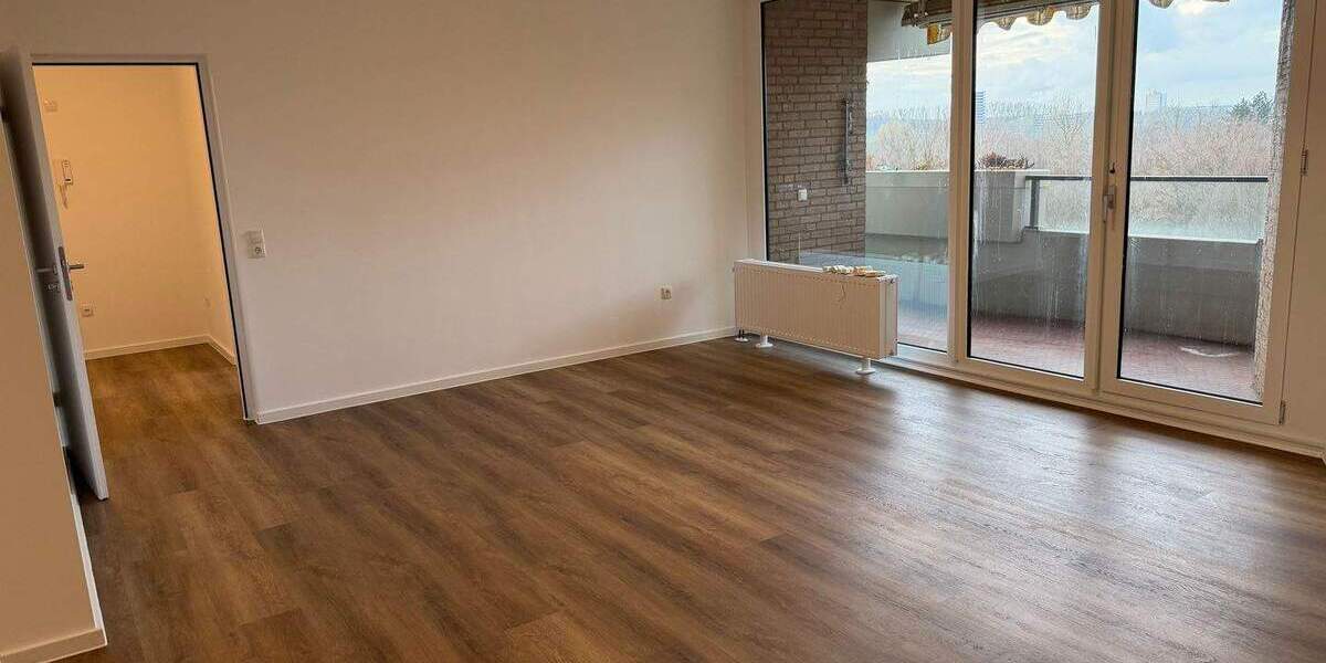 Etagenwohnung Köln Westhoven - 3 Zimmer, 96 m&sup2;, 1.400&euro; | Angebot:25802583