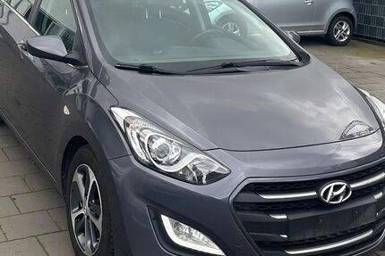 Hyundai i30 223.000 km 4.500 &euro; Bergheim (bei Köln) 50129