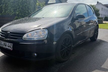 VW Golf 231.000 km 1.999 &euro; Euskirchen 53879