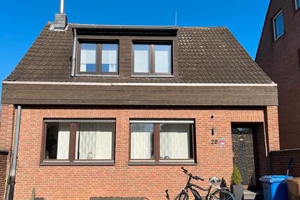 Haus Neuss Holzheim - 4 Zimmer, 114 m&sup2;, 380.000&euro; | Angebot:25976047
