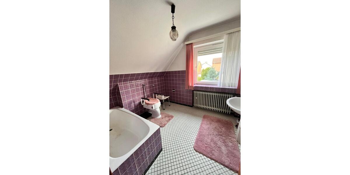 Einfamilienhaus Bedburg - 4 Zimmer, 115 m&sup2;, 1.200&euro; | Angebot:25910688