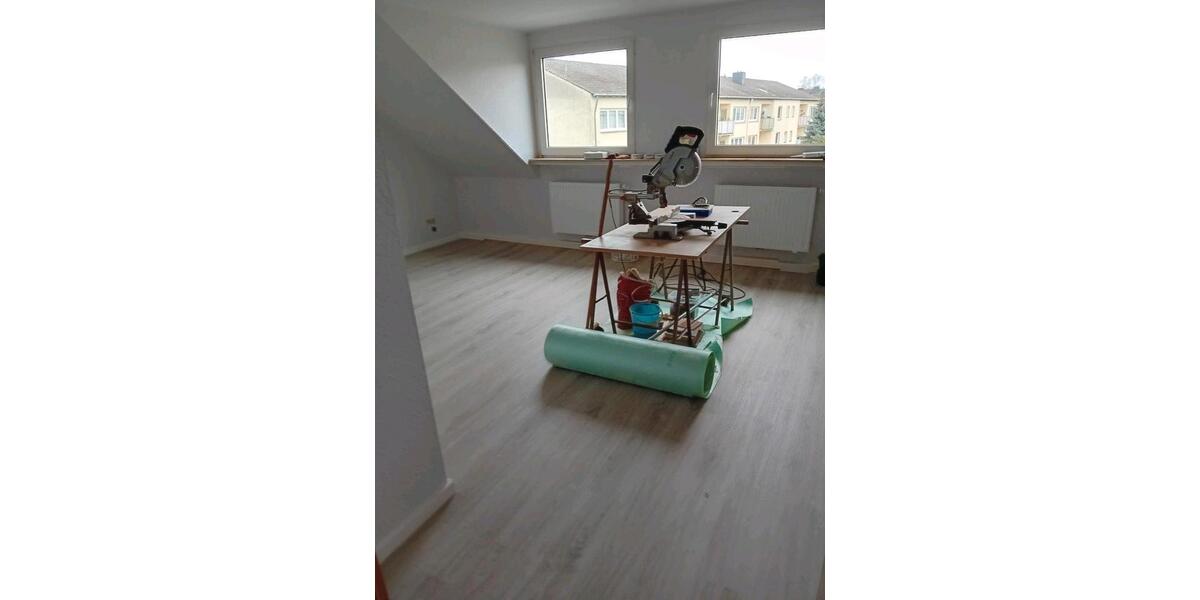 Dachgeschoßwohnung Köln Mülheim - 3 Zimmer, 75 m&sup2;, 750&euro; | Angebot:25943432