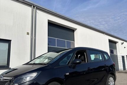 Opel Zafira 163.300 km 6.400 &euro; Leverkusen 51371