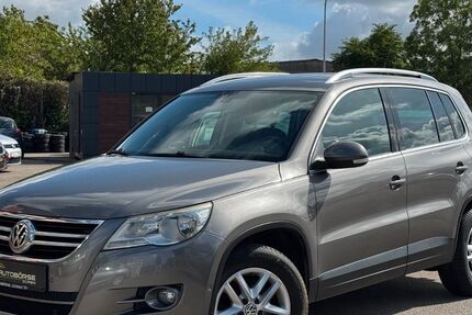 VW Tiguan 138.246 km 7.999 &euro; Düren 52349
