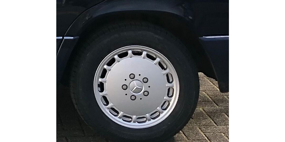 Mercedes-Benz E 250 260.000 km 18.500 &euro; Pulheim 50259