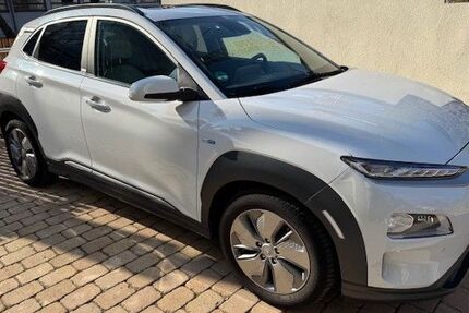 Hyundai KONA Elektro 48.000 km 22.250 &euro; Köln 50931
