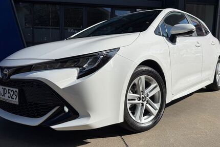 Toyota Corolla 19.500 km 19.900 &euro; Köln 50939