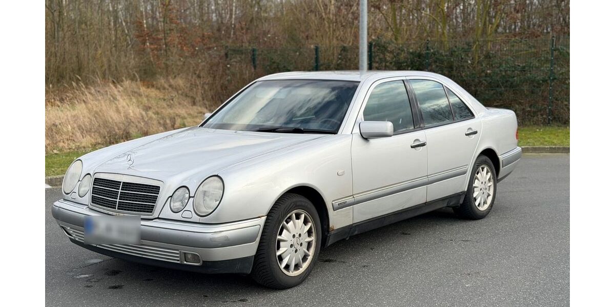Mercedes-Benz E 280 263.000 km 3.000 &euro; Kerpen 50171