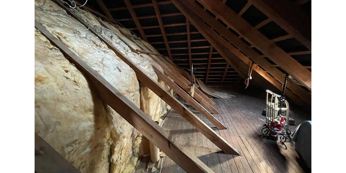 Einfamilienhaus Hürth - 3 Zimmer, 107 m&sup2;, 225.000&euro; | Angebot:25638716