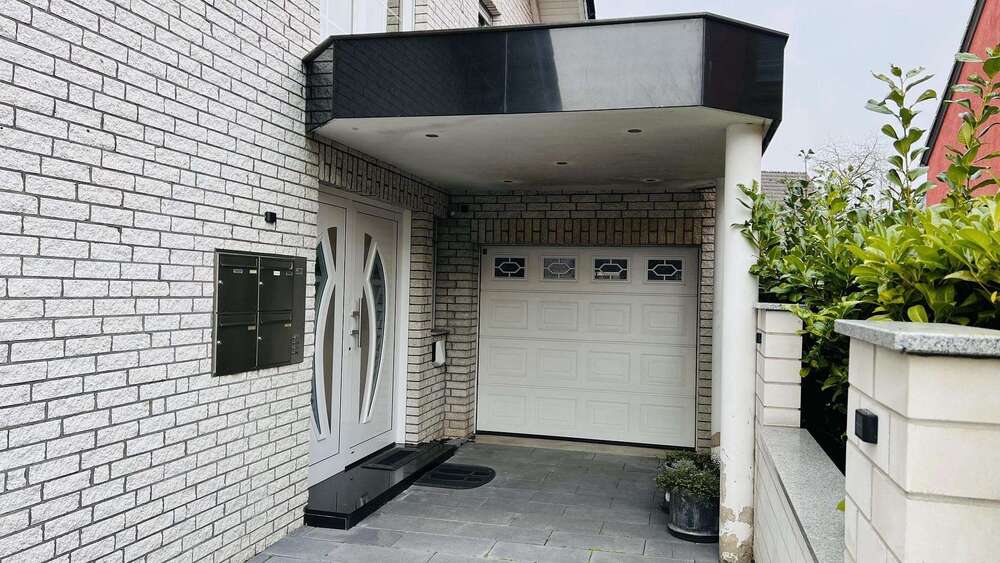 Einfamilienhaus Köln Lindenthal - 6 Zimmer, 266 m&sup2;, 3.150&euro; | Angebot:25774297