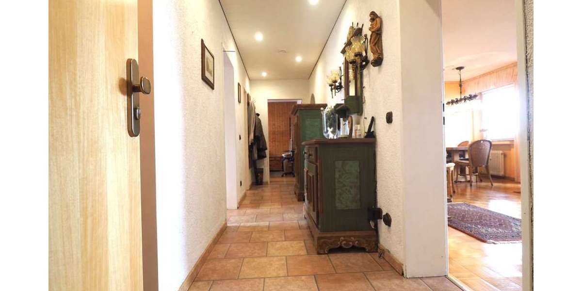 Etagenwohnung Bedburg - 3 Zimmer, 87 m&sup2;, 183.000&euro; | Angebot:25901693