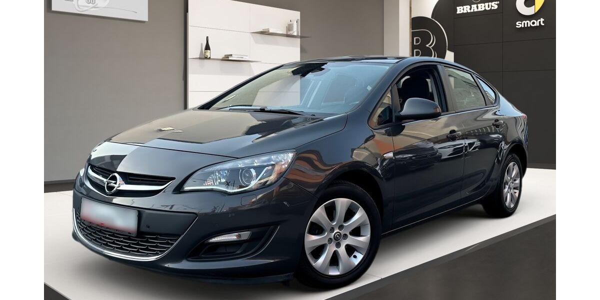 Opel Astra 118.000 km 9.888 &euro; Köln 51069