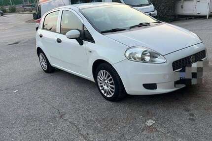 Fiat Grande Punto 225.000 km 2.300 &euro; Raderberg (Köln) 50968