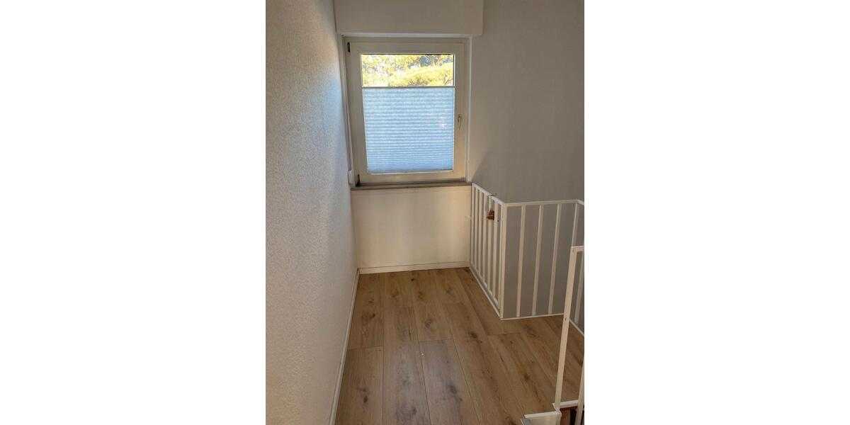 Reihenhaus Erftstadt - 4.5 Zimmer, 101 m&sup2;, 420.000&euro; | Angebot:26040032