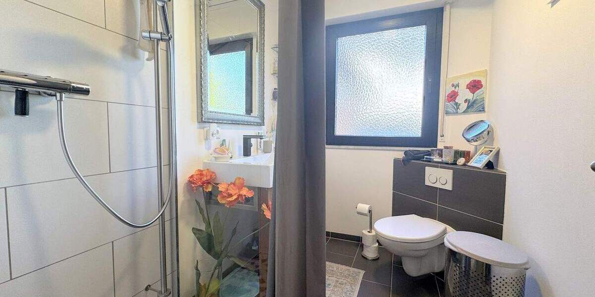 Mehrfamilienhaus, Wohnhaus Wesseling Berzdorf - 6 Zimmer, 479.000&euro; | Angebot:25677999