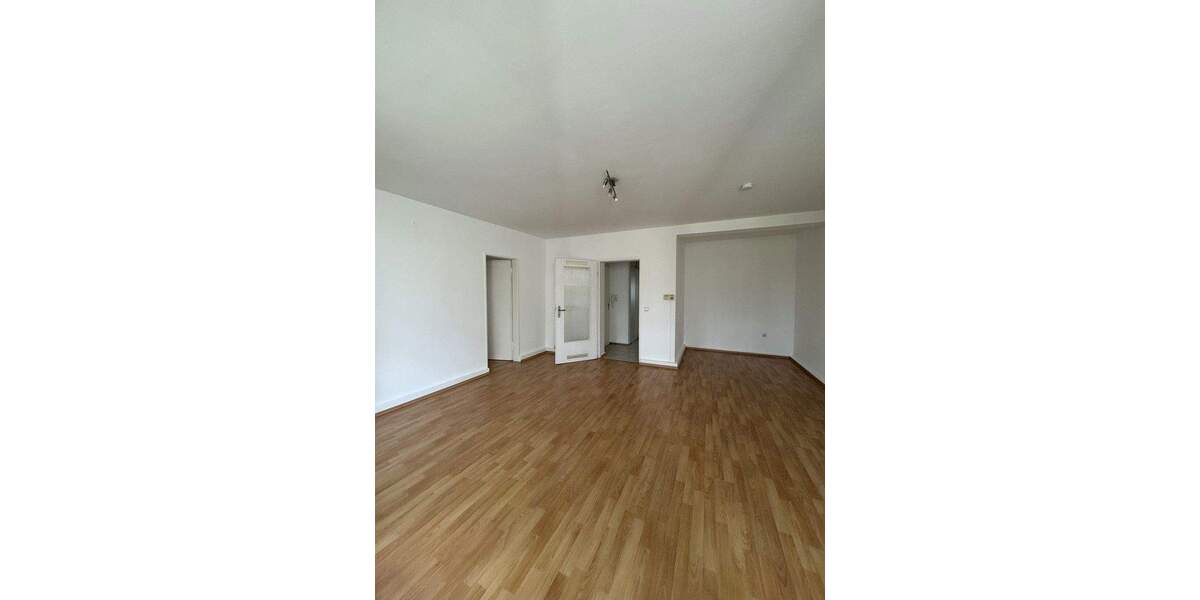 Etagenwohnung Köln Mülheim - 2 Zimmer, 57 m&sup2;, 815&euro; | Angebot:25905549