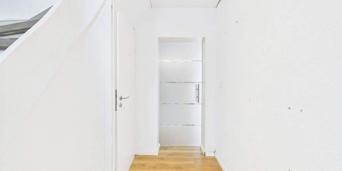 Einfamilienhaus Euskirchen Innenstadt - 7 Zimmer, 164 m&sup2;, 379.000&euro; | Angebot:25734195