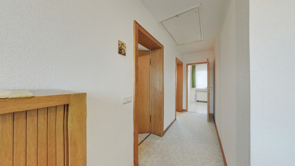 Charmantes Einfamilienhaus mit Potenzial und großzügiger Grundstücksfläche in Gymnich - Einfamilienhaus Erftstadt | Angebot:24509866