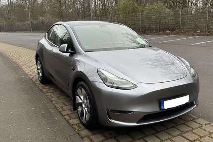 Tesla Model Y 27.000 km 42.990 &euro; Köln 50733