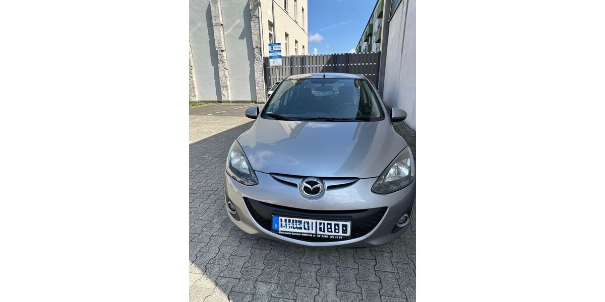 Mazda 2 79.500 km 5.100 &euro; Leverkusen 51379