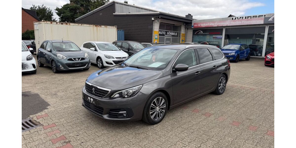 Peugeot 308 105.881 km 10.950 &euro; Aldenhoven 52457