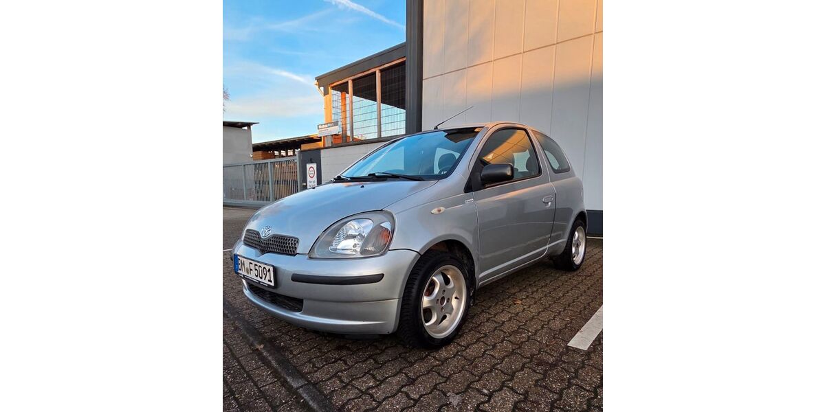 Toyota Yaris 180.114 km 1.300 &euro; Bergheim 50126