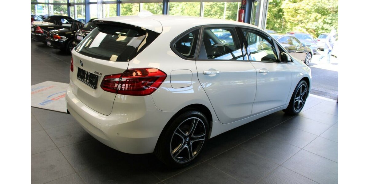 BMW 218 218i Active Tourer Advantage 58.050 km 14.980 &euro; Euskirchen 53881