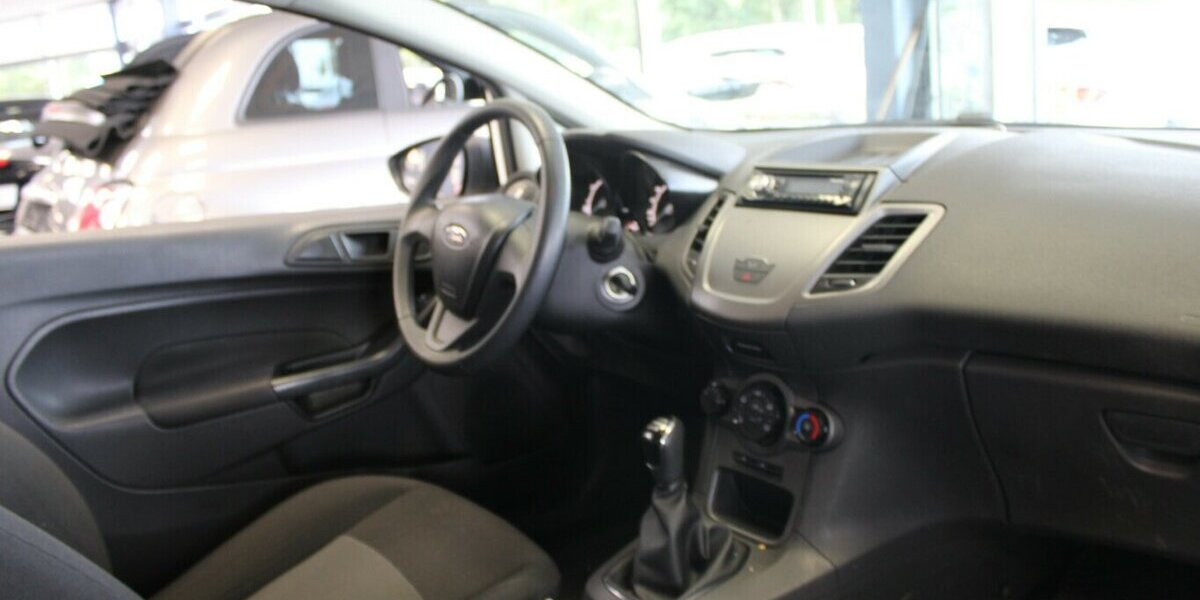 Ford Fiesta 1.2 - Klima - 85.572 km 4.980 &euro; Euskirchen 53881