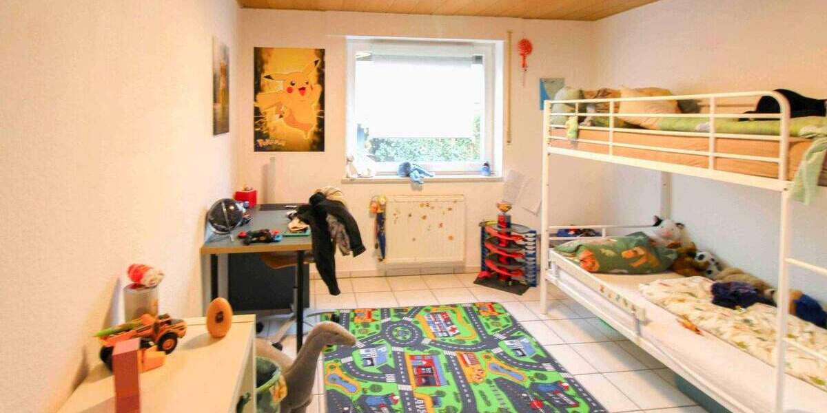 Mehrfamilienhaus, Wohnhaus Hürtgenwald Kleinhau - 8 Zimmer, 220 m&sup2;, 315.000&euro; | Angebot:25717138