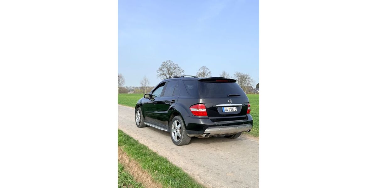 Mercedes-Benz ML 280 281.000 km 7.500 &euro; Rommerskirchen 41569