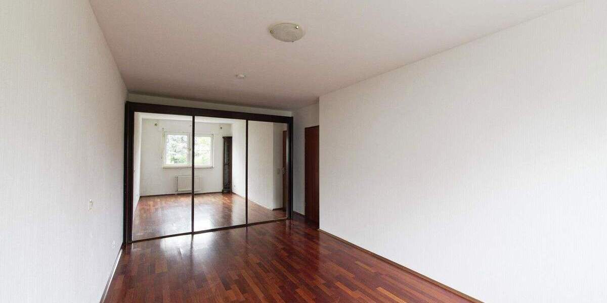 Etagenwohnung Köln Urbach - 3 Zimmer, 87 m&sup2;, 1.350&euro; | Angebot:25733301
