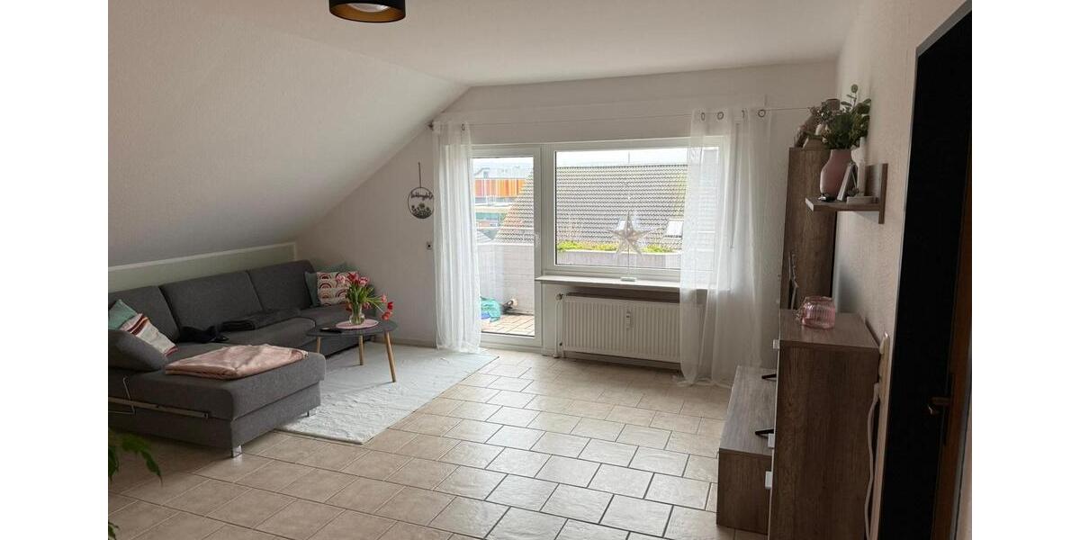Dachgeschoßwohnung Euskirchen - 1 Zimmer, 50 m&sup2;, 450&euro; | Angebot:25657873