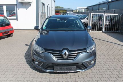 Renault Megane 97.136 km 9.450 &euro; Euskirchen 53879