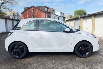 Opel Adam 137.000 km 5.490 &euro; Köln 50939