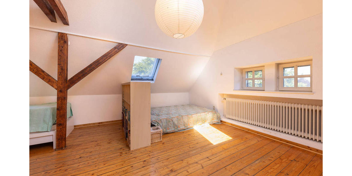 Einfamilienhaus Köln / Lövenich Lövenich - 8 Zimmer, 300 m&sup2;, 1.990.000&euro; | Angebot:25664367