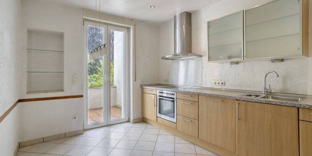 Reihenmittelhaus Köln Klettenberg - 7 Zimmer, 177 m&sup2;, 1.195.000&euro; | Angebot:26798743