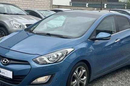 Hyundai i30 331.600 km 5.700 &euro; Kerpen 50171