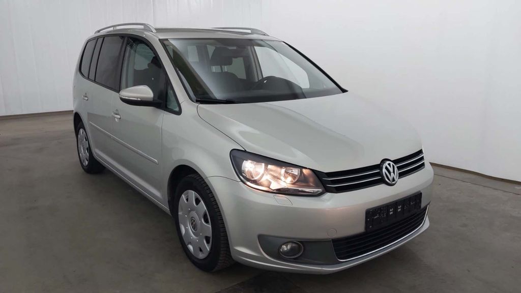 VW Touran 139.000 km 8.999 &euro; Wesseling (bei Köln) 50389
