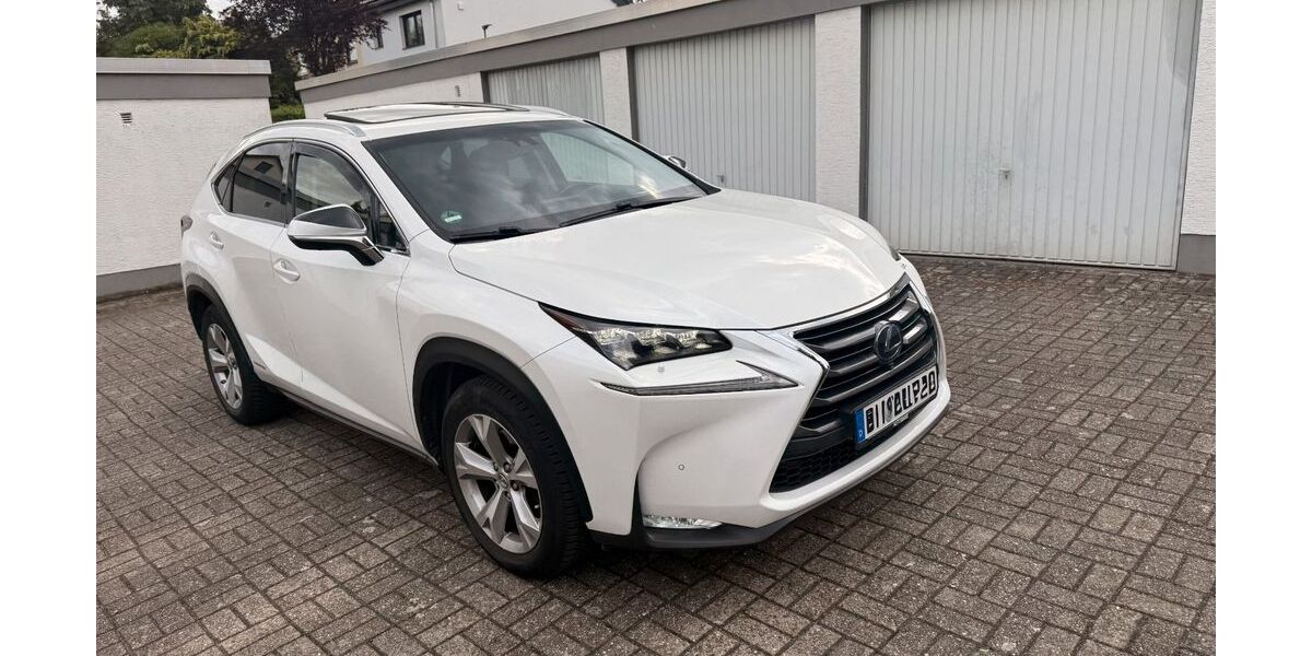 Lexus NX 300 161.411 km 22.999 &euro; Brühl 50321