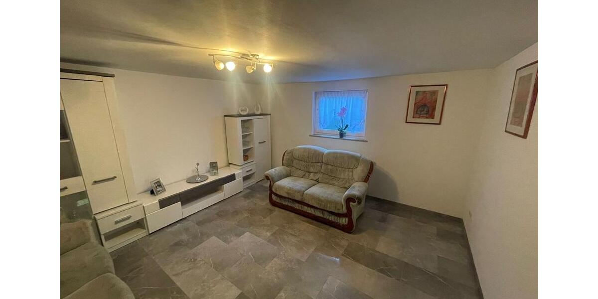 Erdgeschoßwohnung Brühl - 2 Zimmer, 50 m&sup2;, 1.000&euro; | Angebot:25922780