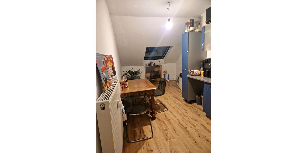Etagenwohnung Bornheim - 1 Zimmer, 90 m&sup2;, 490&euro; | Angebot:26543518