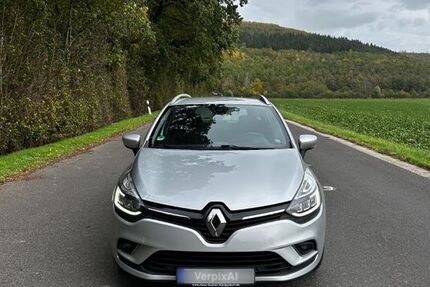 Renault Clio 144.500 km 5.900 &euro; Elsdorf 50189