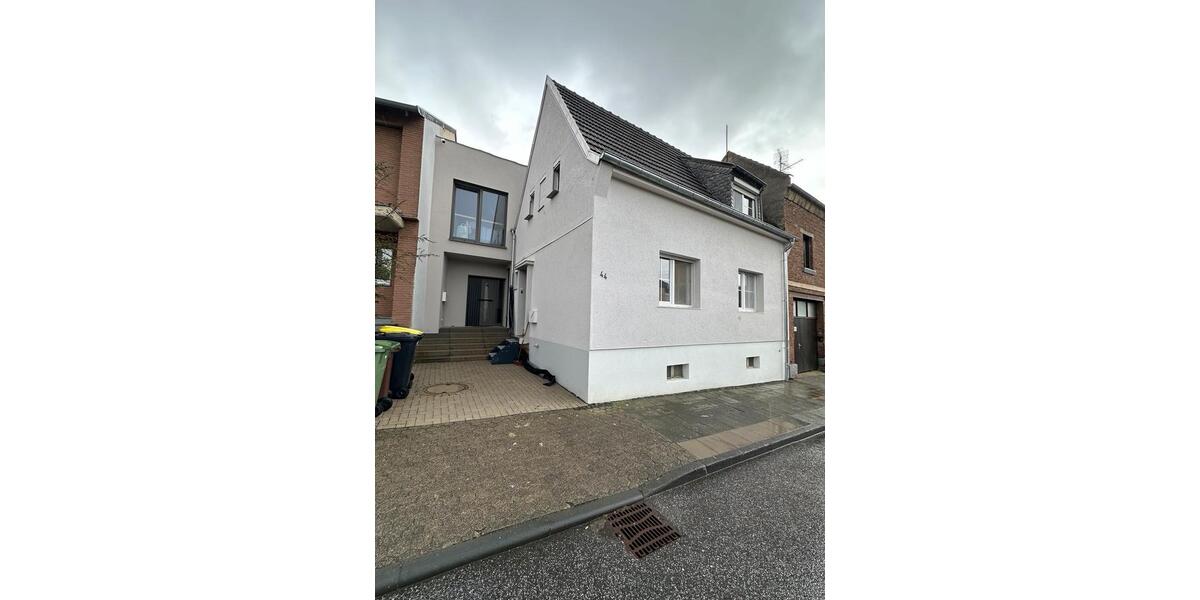 Reihenhaus Bornheim - 5 Zimmer, 180 m&sup2;, 685.000&euro; | Angebot:25647827